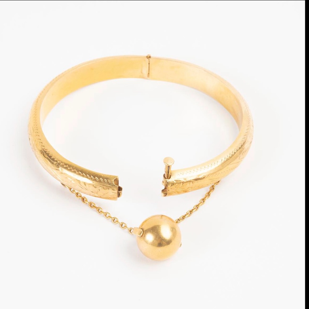 18k Solid Gold Bangle Bracelet - image 1
